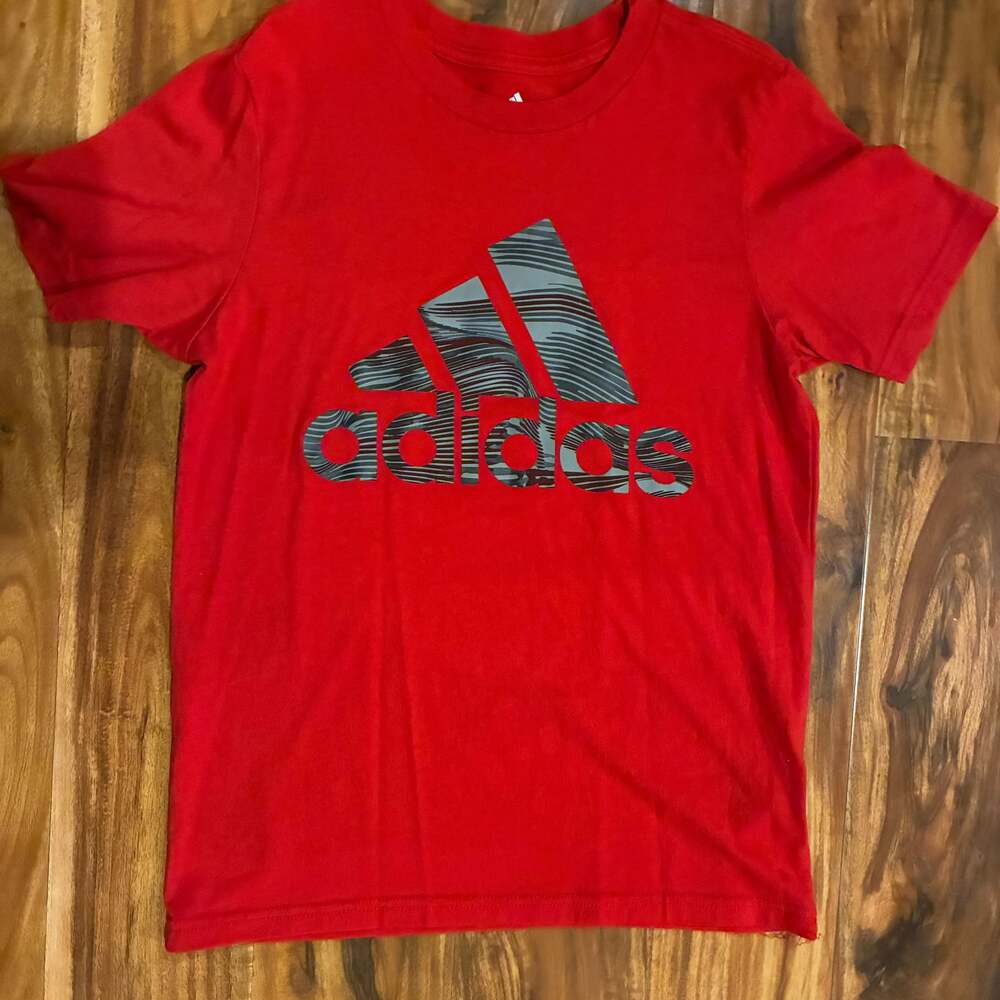 Adidas T-Shirt- Red; Boys- Size Medium, Great Conditition‎
